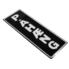 PLACA PAHAENG EN RELIEVE BLANCO Y NEGRO 2