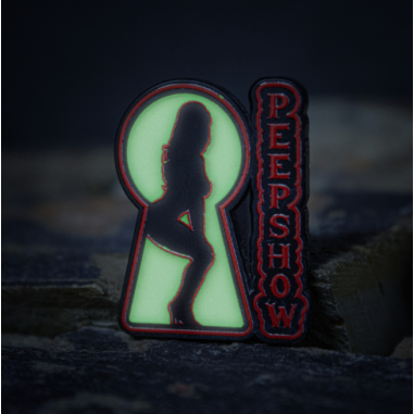 PIN PRZYPINKA PEEPSHOW
