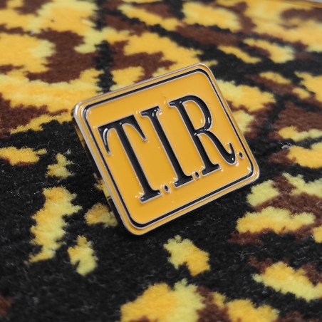 PIN BADGE TIR PLAAT, GEEL, ZWART