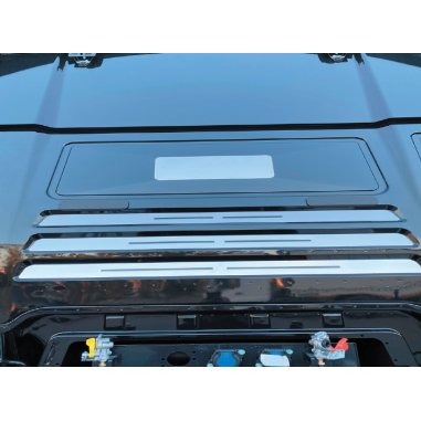 MAN TGX 21+ CHROME DECORATIE ACHTERKANT VAN DE CABINE