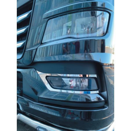 MAN TGX 21+ CHROOM BUMPERLAMP FRAME