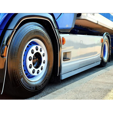 LvLUp TIRESHINE 1000 ml PŘÍPRAVEK PRO OŠETŘOVÁNÍ PNEUMATIK