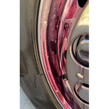 LvLUp ALL WHEEL CLEANER 750ml - přípravek na čištění kol automobilů