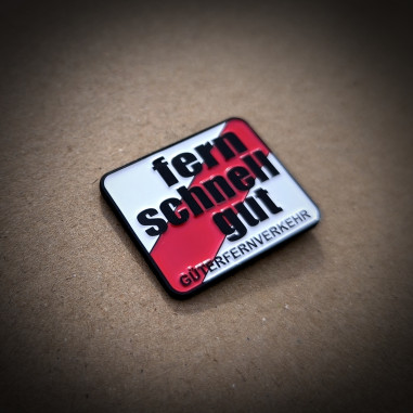 PIN'S "FOUGÈRE SCHNELL GUT" M