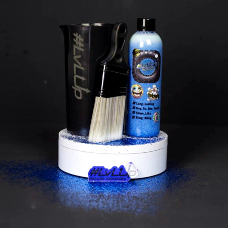 LvLUp TIRESHINE BLUE SPARK GLITTER 250ML PREPARAZIONE PER LA CURA DEI PNEUMATICI