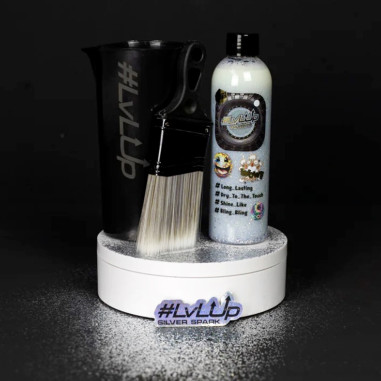 LvLUp TIRESHINE SILVER SPARK GLITTER 250ML PREPARAZIONE PER LA CURA DEI PNEUMATICI