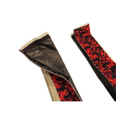 CONJUNTO DANÉS: CORTINAS DE FELPA ROJA + ROLLOS + ALMOHADA + DADOS