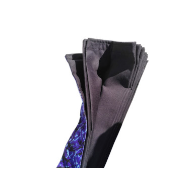 DEENSE SET: BLAUWE PLUCHE GORDIJNEN + ROLLEN + KUSSEN + DOBBELSTENEN