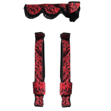 CONJUNTO DANÉS: CORTINAS DE FELPA ROJA + ROLLOS + ALMOHADA + DADOS