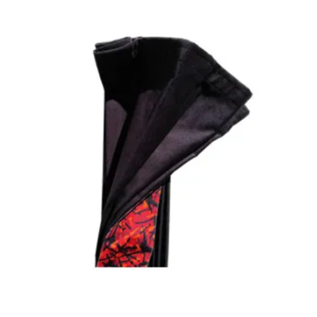 CONJUNTO DANÉS: CORTINAS DE FELPA ROJA + ROLLOS + ALMOHADA + DADOS