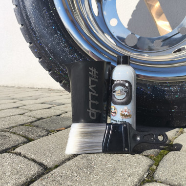 LvLUp TIRESHINE VIŠEBOJNI ŠLJOKICE 250ML PRIPREMA ZA NJEGU GUMA