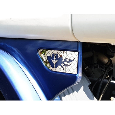 Boční nerezovy dekor V8 Scania