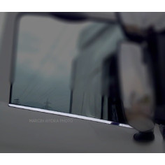 SCANIA 4 R LISTWA TŁOCZONA POD SZYBĘ CHROM